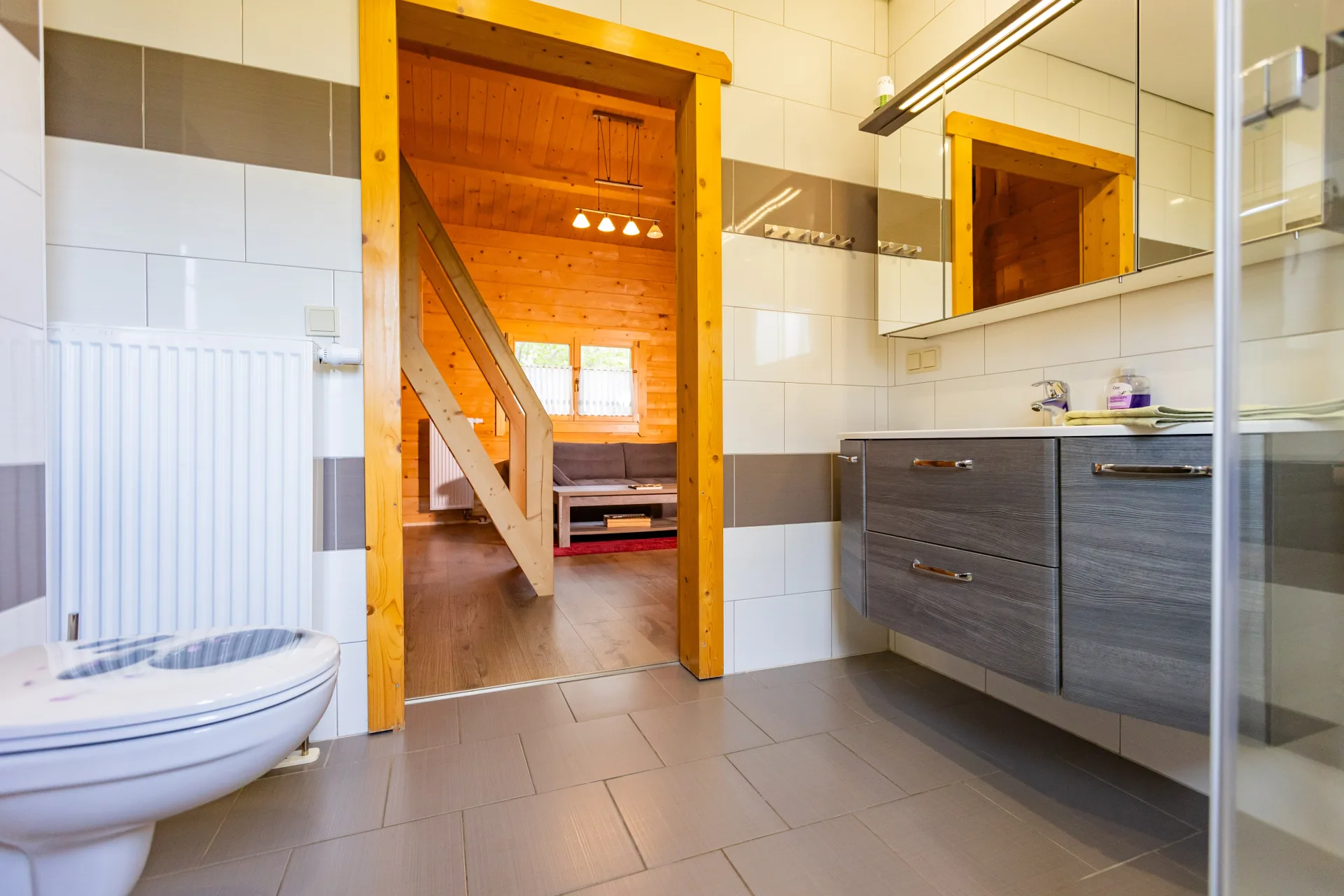 Bungalow Nr. 4 – Badezimmer