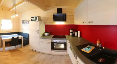 Bungalow Nr. 6 – 2016 Haus 5 6 Küche 1000x552