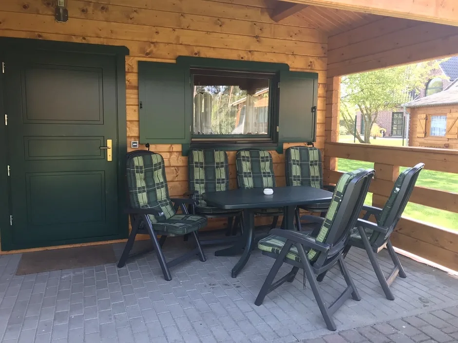 Bungalow Nr. 6 – 2018 Terasse